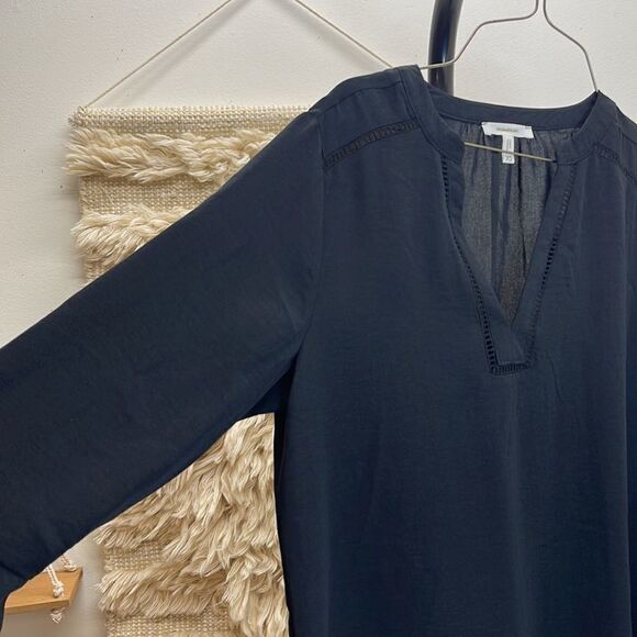 🅢🅐🅛🅔 Maurices Black Tunic Blouse Eyelet Detail Slit on sides V-Neckline - Picture 5 of 10